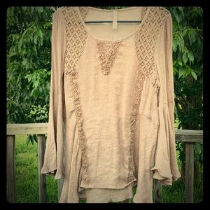 Entro women's Flowy Blouse